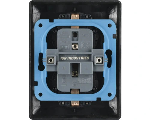 ION INDUSTRIES 2-voudig stopcontact half opbouw mat zwart met randaarde horizontale montage - Bouwshop Utrecht