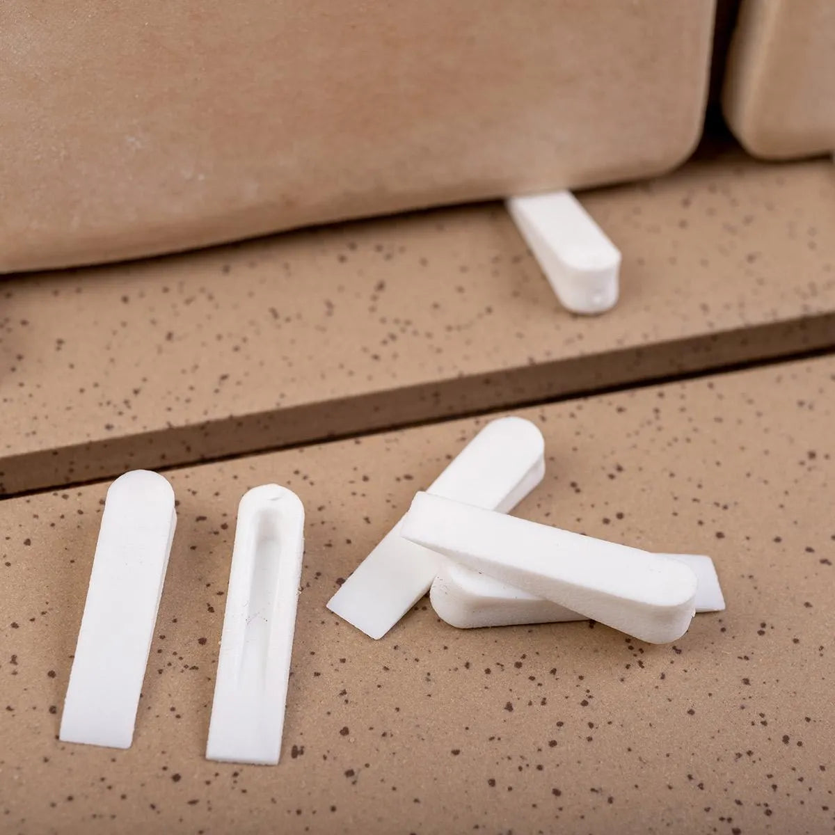 Hardy - Tile wedges - Various sizes