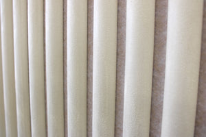 Akupanel - Wildlederfilz Wandpaneel - 260x60 cm - Dreiseitig bearbeitet - Beige/Taupe