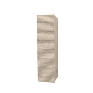 Elite Hochschrank 135 cm – Helles Holz mit Horizontalrelief