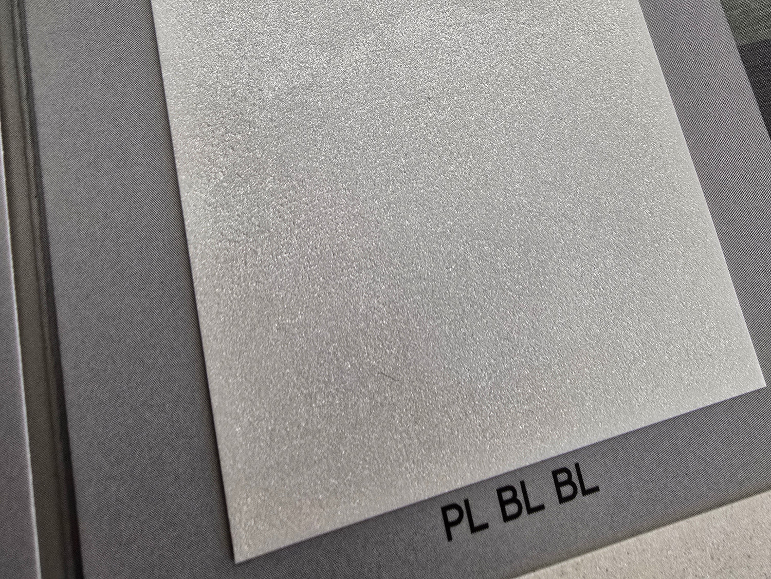 O'dassia - Platinia Plus - Al Yakout - Blanc Blanc