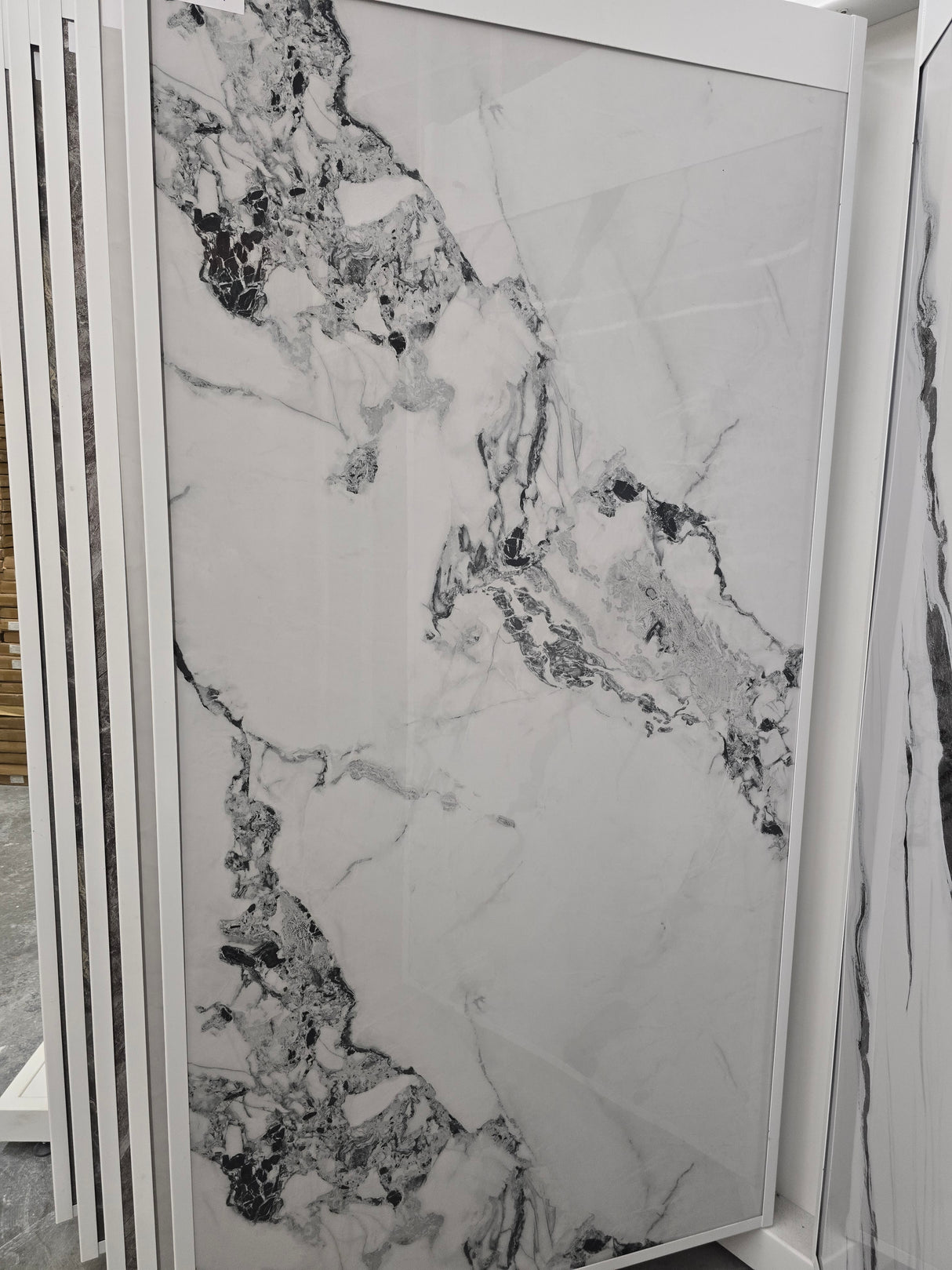 PVC panel - Marble look - Verona 2800x1220x3 mm - Water resistant