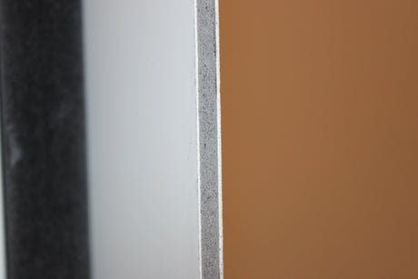 Luxe wandpaneel Vanilla Velvet botergeel beige marmerlook mat 2800x1220mm voor woonkamer en badkamer.