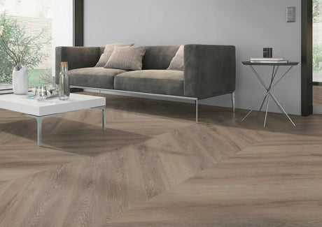 Detailopname van de EIR houtstructuur van Donker Naturel Eiken Hongaarse punt PVC