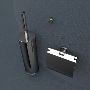 Complete Geesa Nemox toiletset in glanzend chroom, bestaande uit closetrolhouder, toiletborstel en haak.