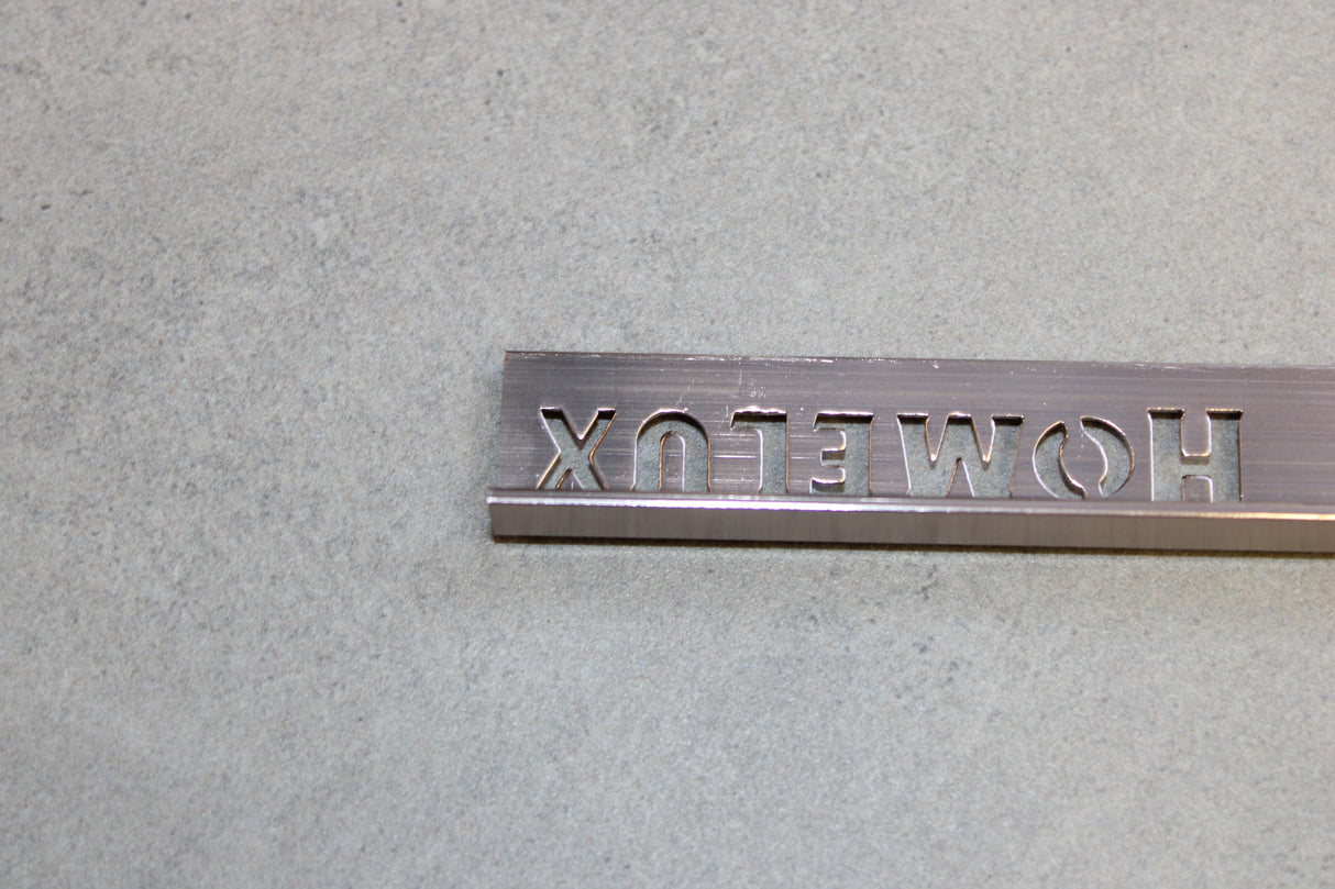 Homelux geborsteld champagne aluminium afsluitprofiel recht model voor tegels tot 11mm dikte.