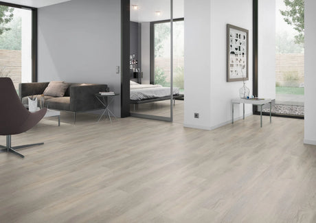 Oud eiken lichtbeige XL PVC plank vloer (Oneflor Old Oak Light Beige) met brede planken in een interieur – sfeerfoto 2