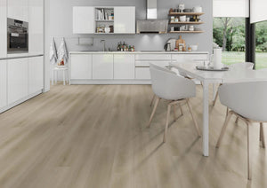 Licht naturel eiken PVC plank vloer (Oneflor Raw Oak Light Natural) gelegd in een interieur – sfeerfoto 1