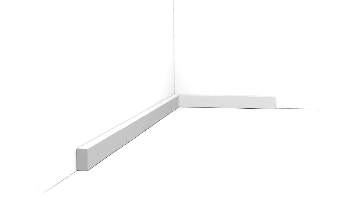Orac Decor Square stootvaste Duropolymer plint 2 cm hoog en 1 cm dik