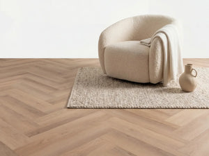 Yarenza Altessa Visgraat White Wash Smoky PVC Visgraat Dryback 2,5 mm Whitewash Eiken - foto 3