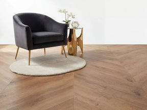 Yarenza Lux Tenebrae Hongaarse Punt Warm Oak PVC Hongaarse Punt Dryback 2,5 mm Warm Eiken