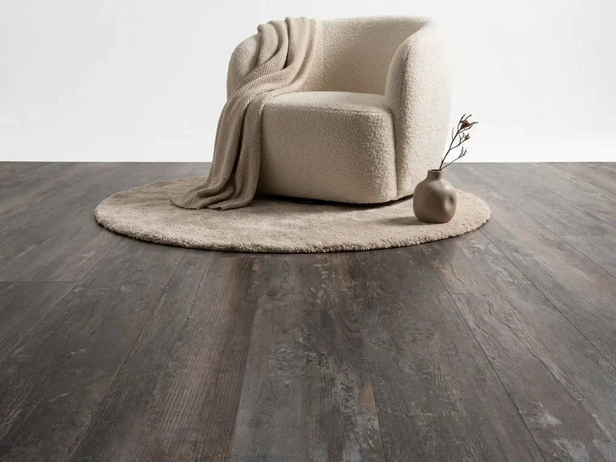 Yarenza Lux Tenebrae Charred Black Oak PVC Plank Dryback 2,5 mm Zwart Gebrand Eiken - foto 4