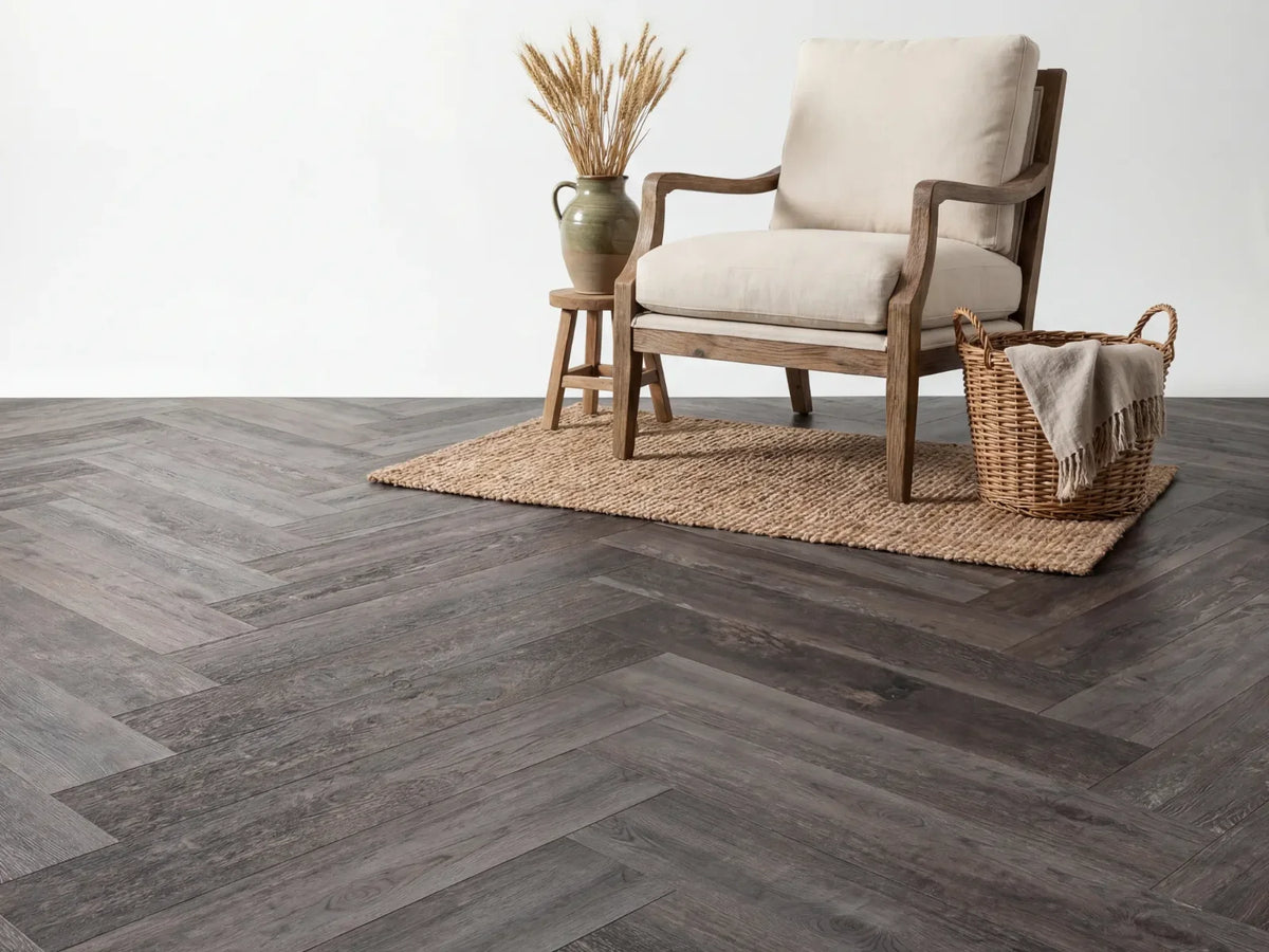 Yarenza Lux Tenebrae Visgraat Charred Black Oak PVC Visgraat Dryback 2,5 mm Zwart Gebrand Eiken - foto 3