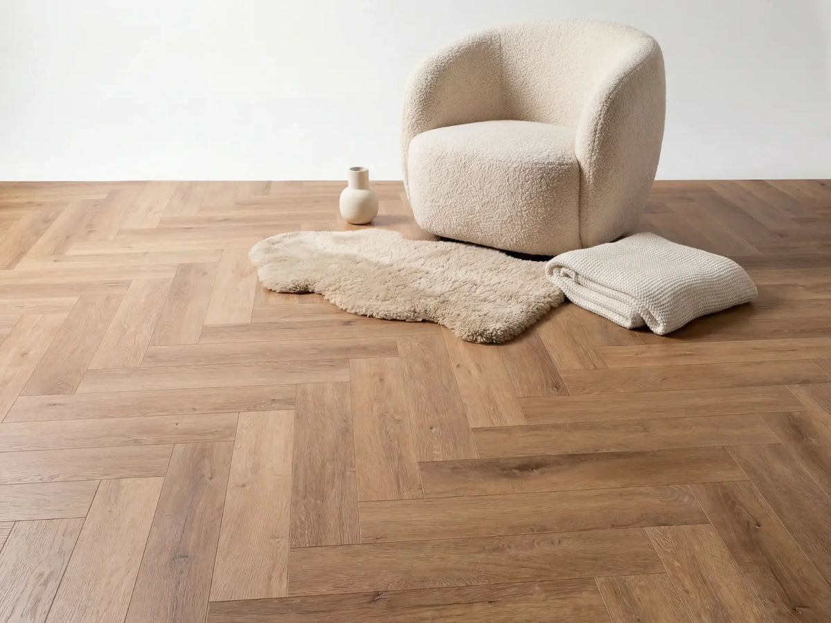 Yarenza Lux Tenebrae Visgraat Warm Oak PVC Visgraat Dryback 2,5 mm Warm Eiken - foto 4