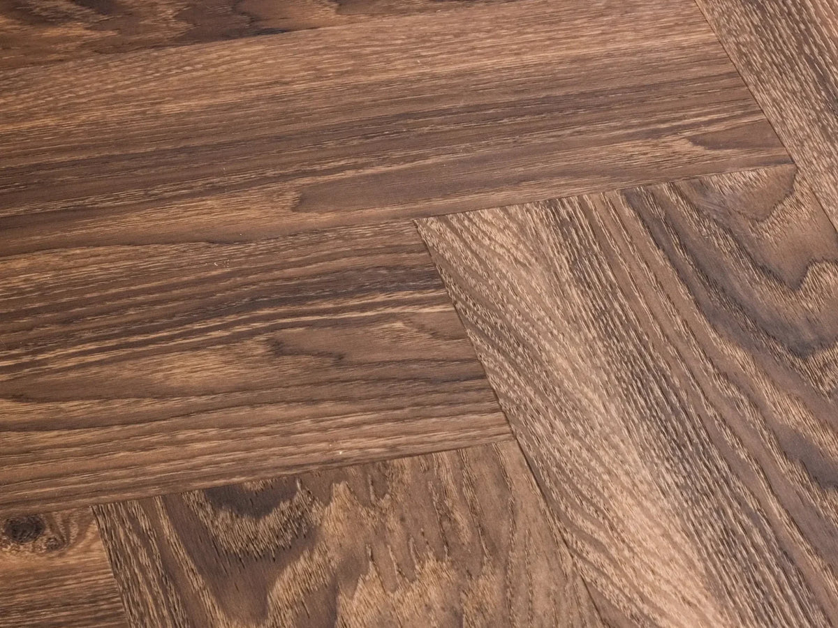 Yarenza Natura Visgraat Dark Oak Klik PVC Visgraat 7 mm Met Ondervloer Donker Eiken - foto 2